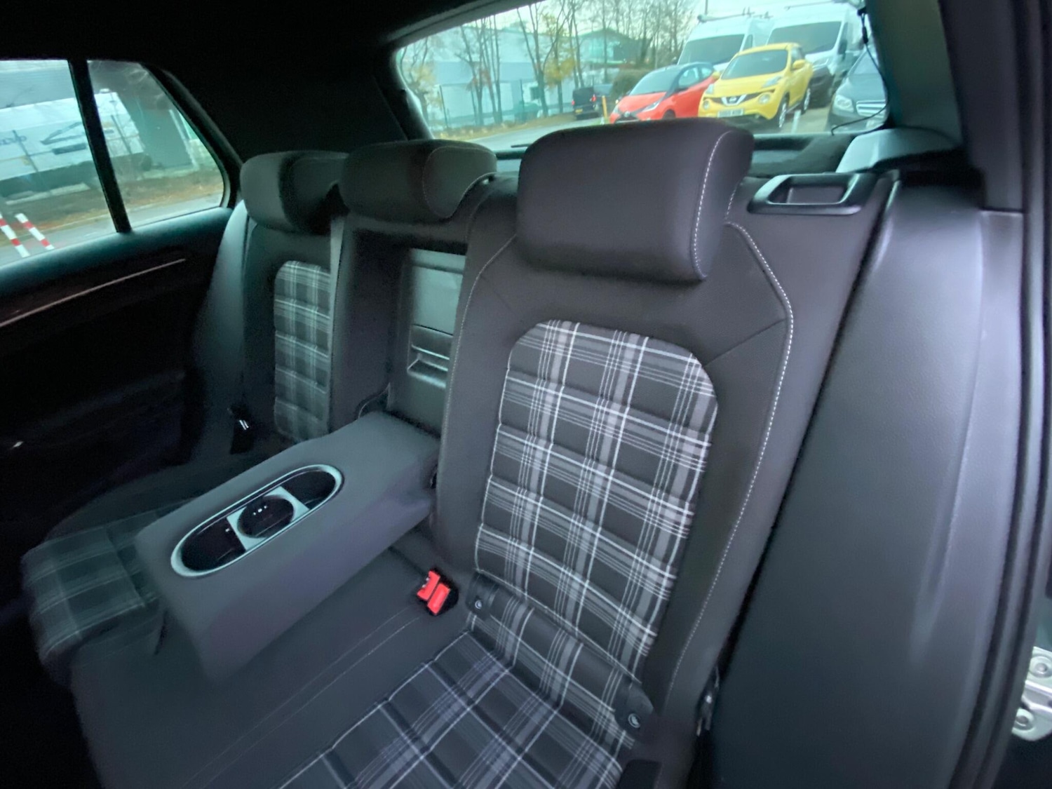 Used Volkswagen Golf 2016 for sale - 76561190: Photo 27