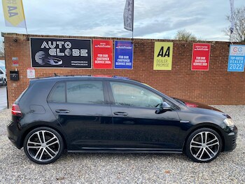 Used Volkswagen Golf 2016 for sale - 76561190: Photo