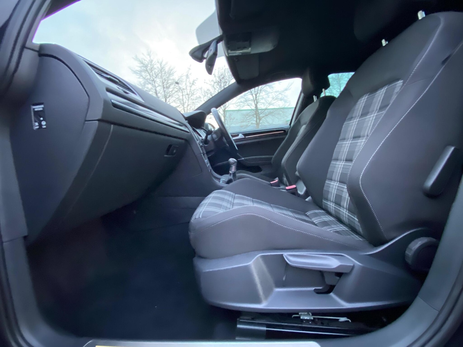 Used Volkswagen Golf 2016 for sale - 76561190: Photo 46