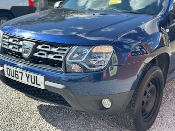 Used Dacia Duster 2017 for sale - 79440871: Photo