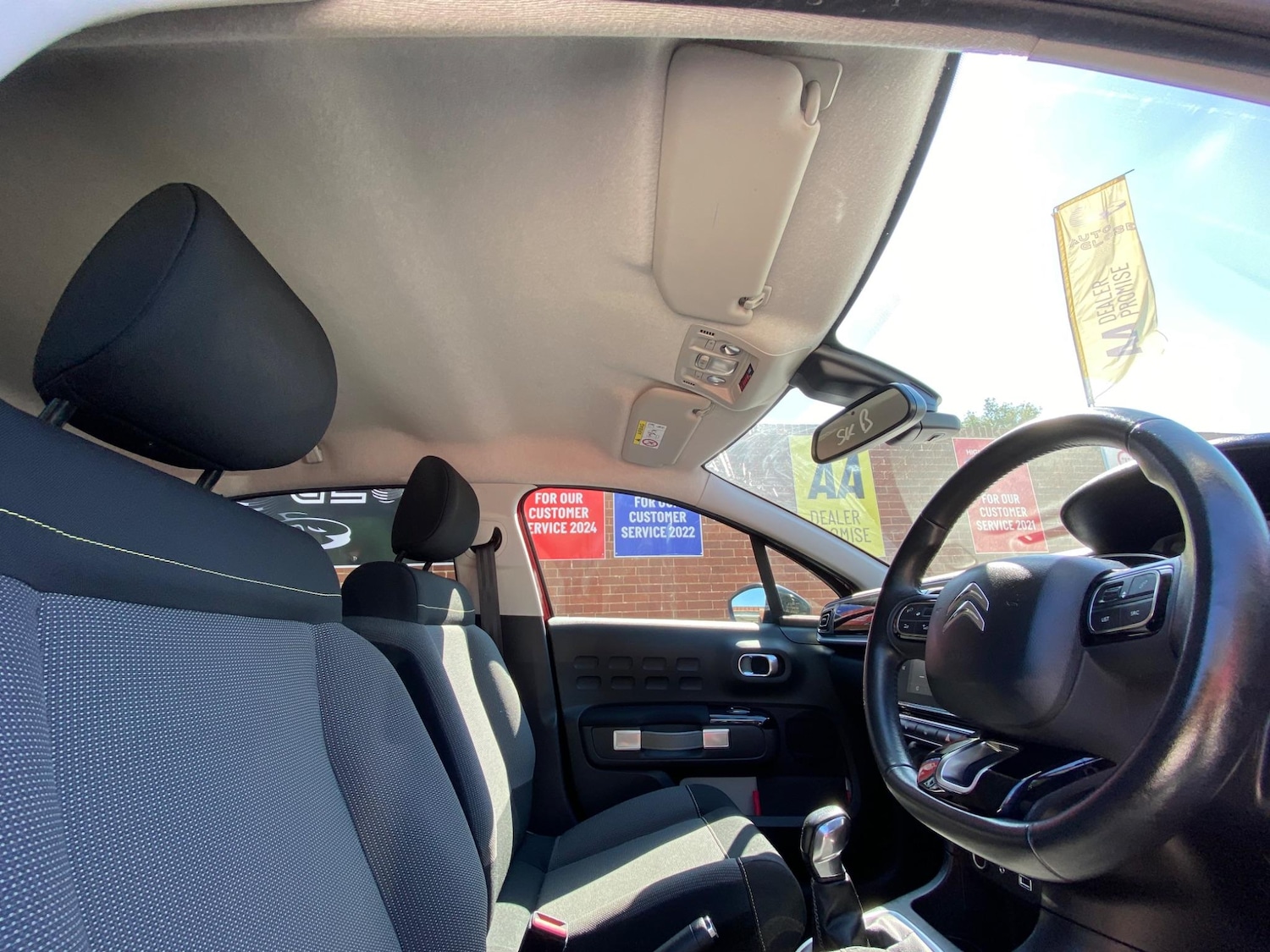 Used Citroen C3 2018 for sale - 76987639: Photo 35