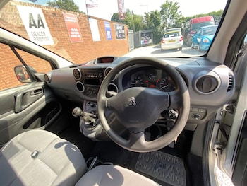 Used Peugeot Partner 2016 for sale - 79012562: Photo
