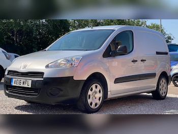 Used Peugeot Partner 2016 for sale - 79012562: Photo