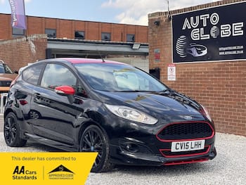 Used Ford Fiesta 2015 for sale - 79622285: Photo
