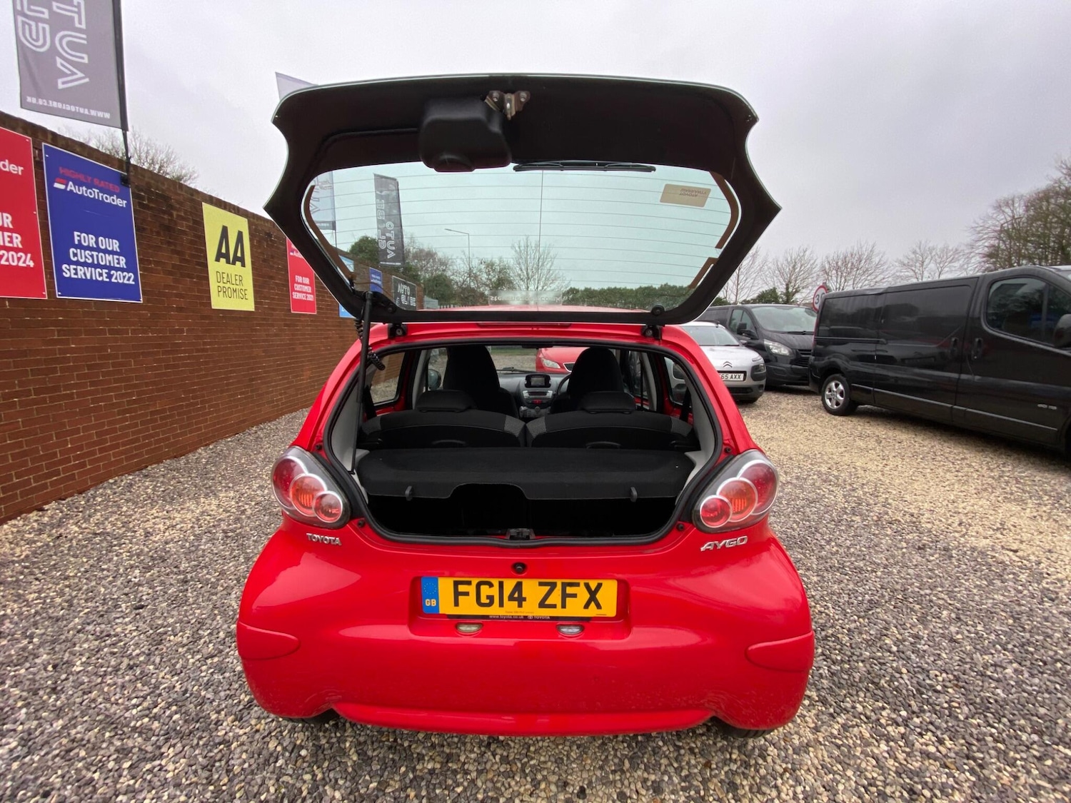 Used Toyota AYGO 2014 for sale - 77202590: Photo 12