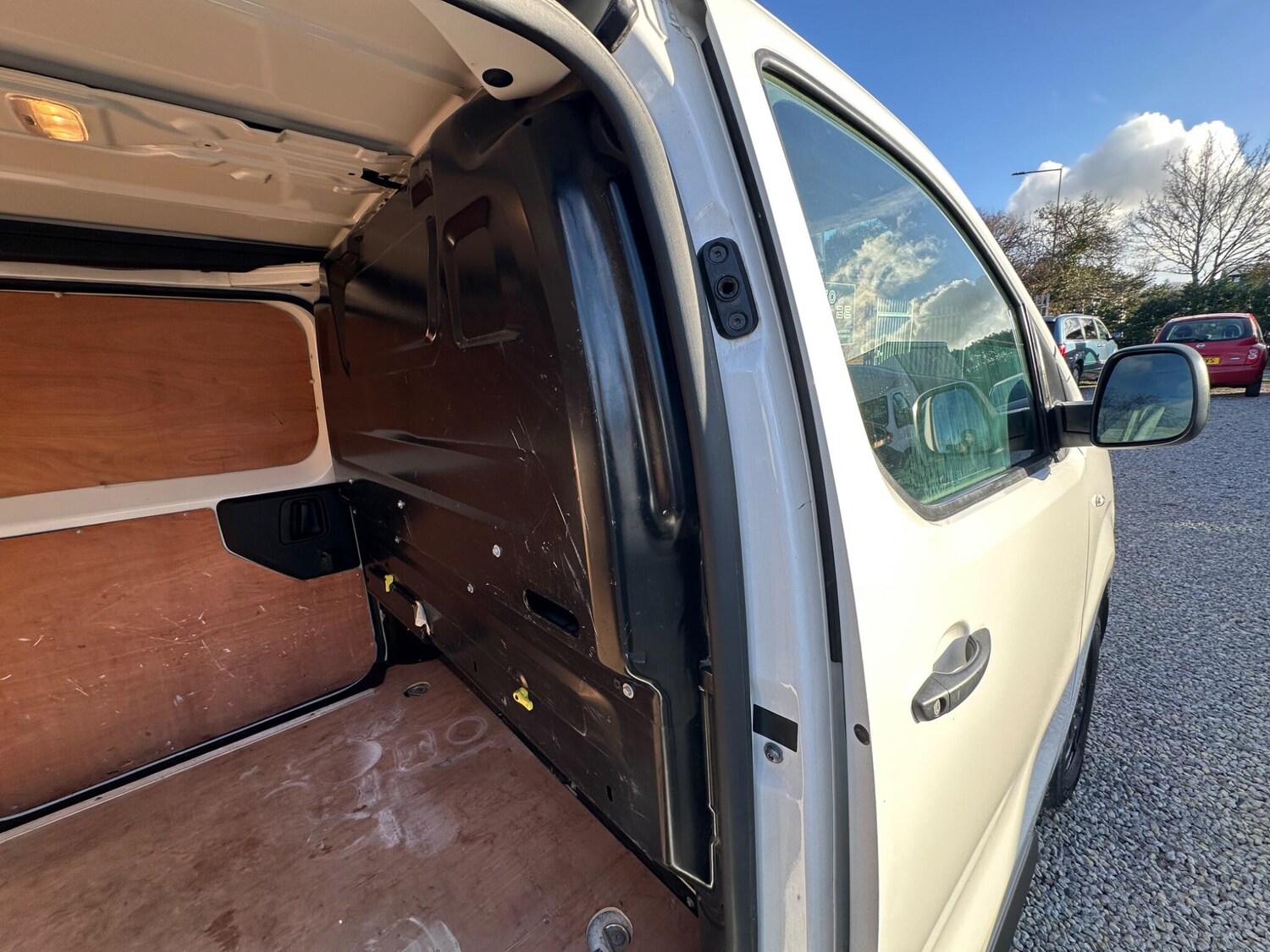 Used Peugeot Expert 2019 for sale - 77524760: Photo 24