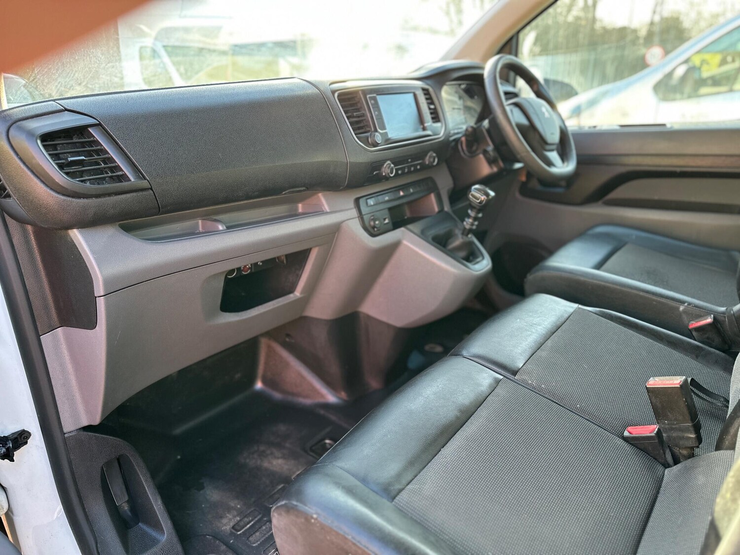 Used Peugeot Expert 2019 for sale - 77524760: Photo 42