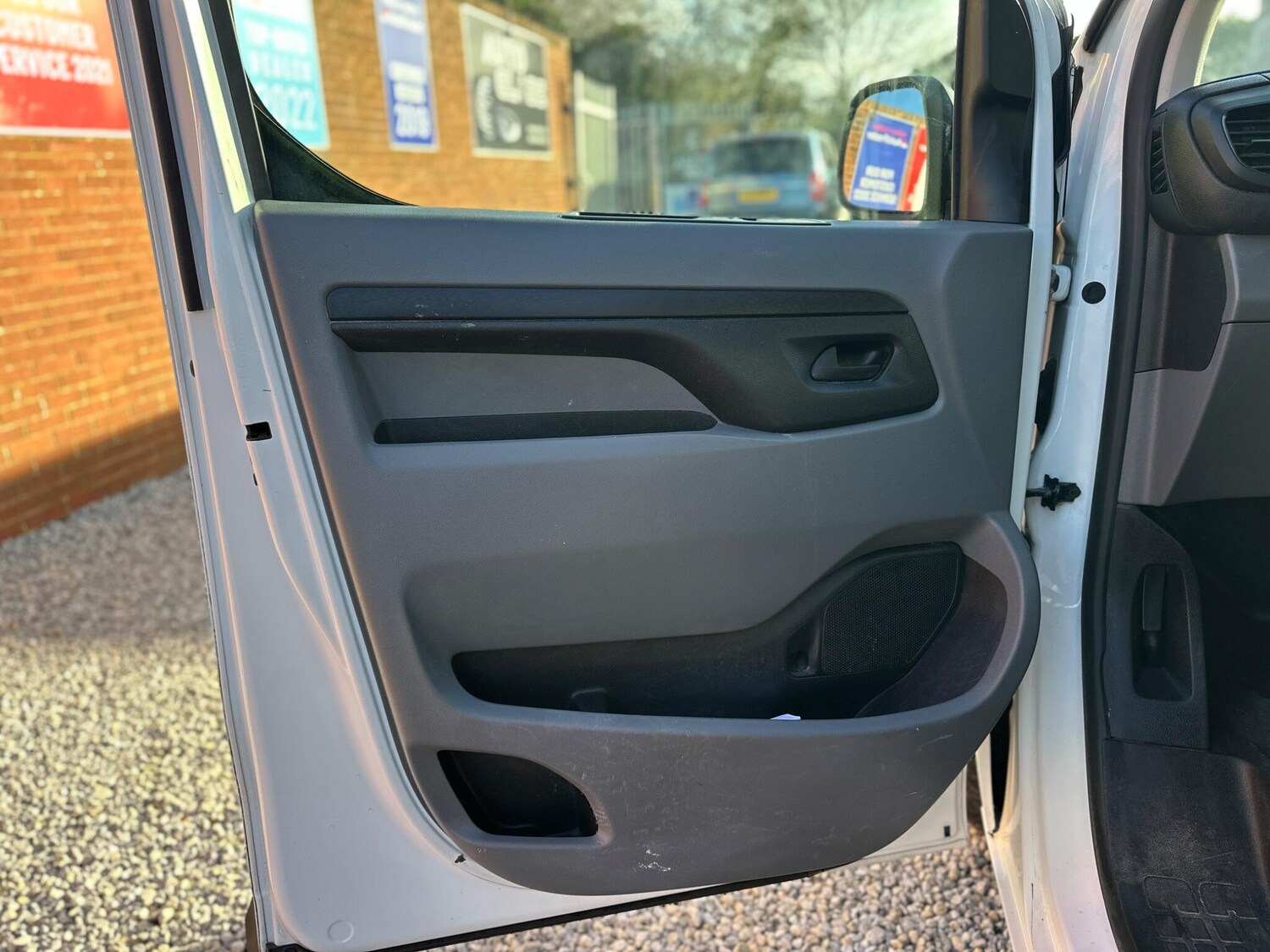 Used Peugeot Expert 2019 for sale - 77524760: Photo 44