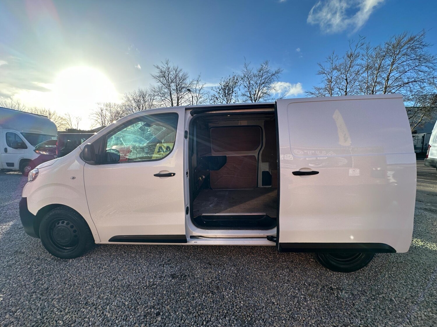 Used Peugeot Expert 2019 for sale - 77524760: Photo 45