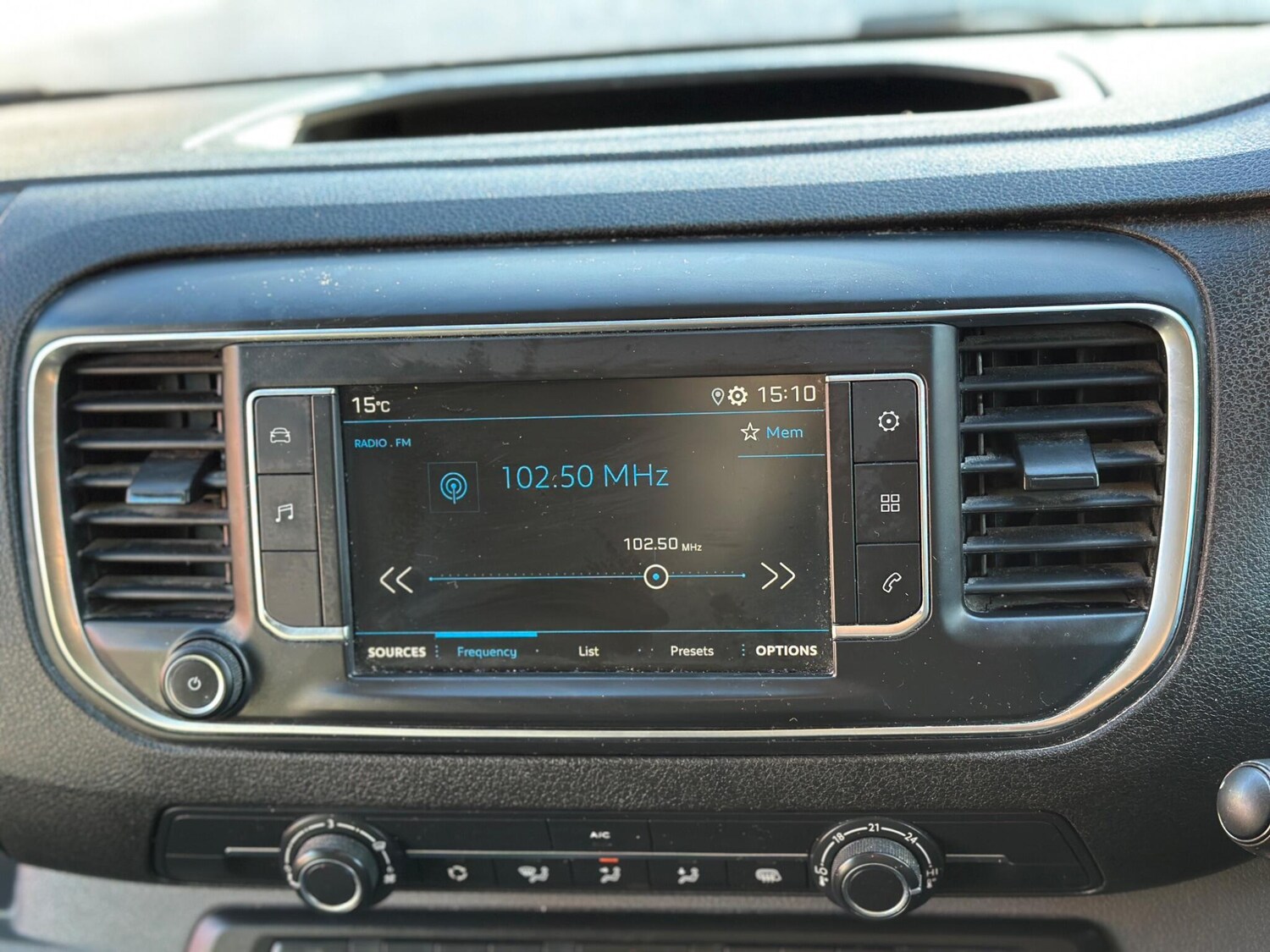 Used Peugeot Expert 2019 for sale - 77524760: Photo 48