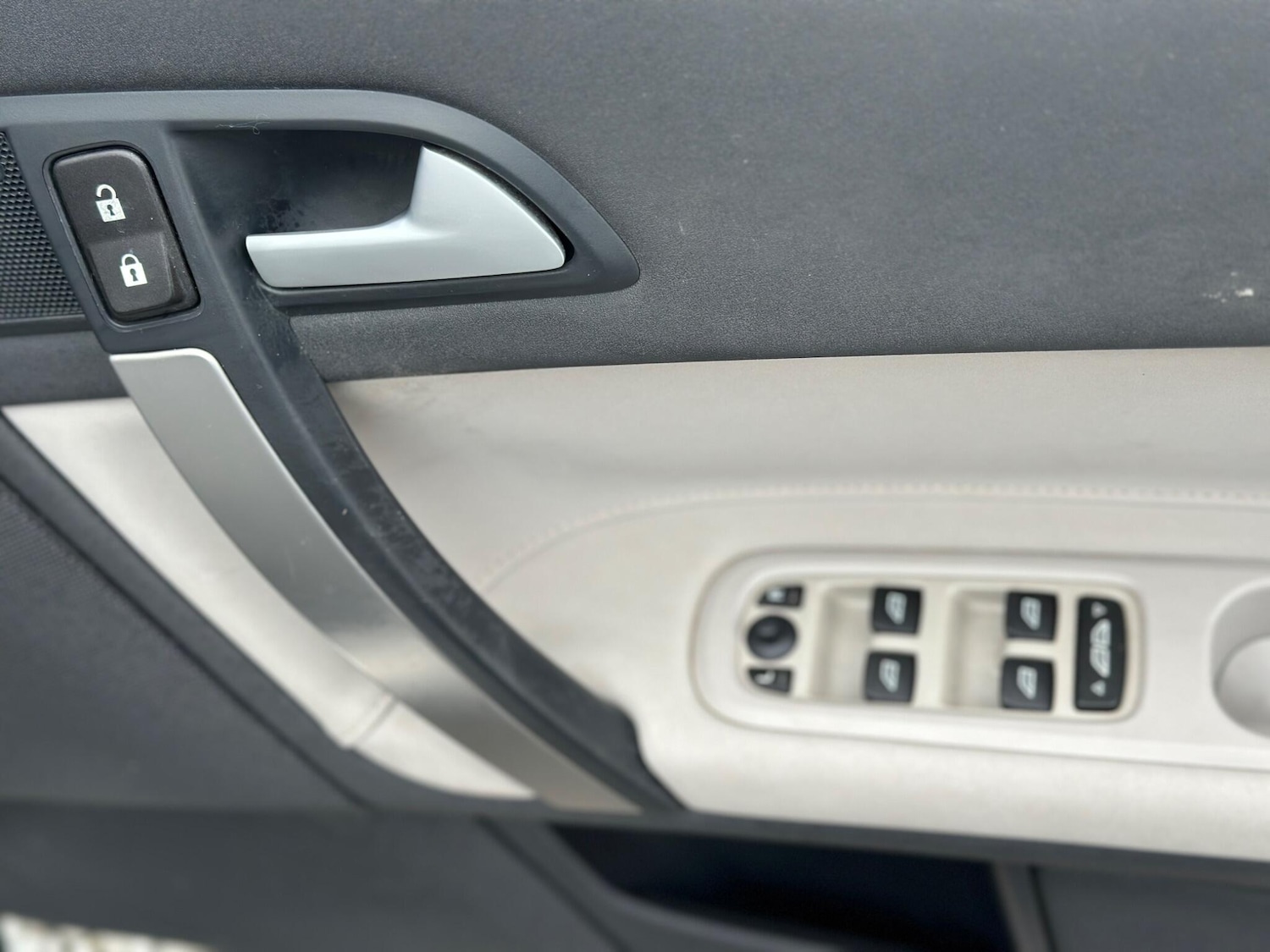 Used Volvo C70 2007 for sale - 77670742: Photo 33