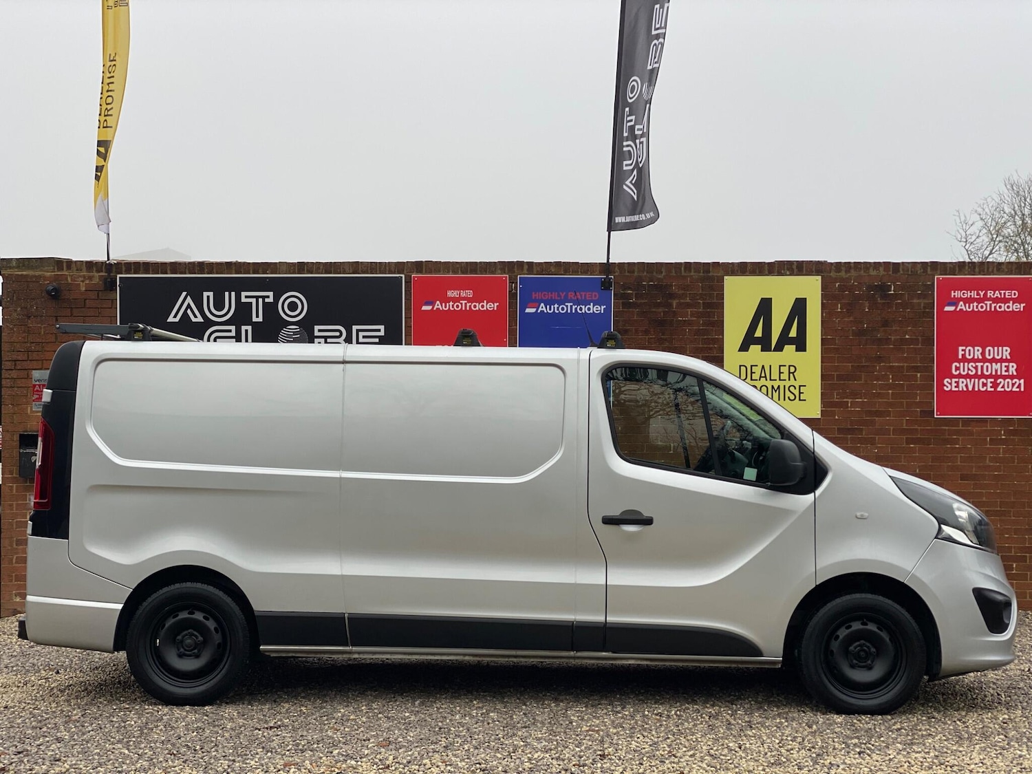 Used Vauxhall Vivaro 2019 for sale - 76573699: Photo 3