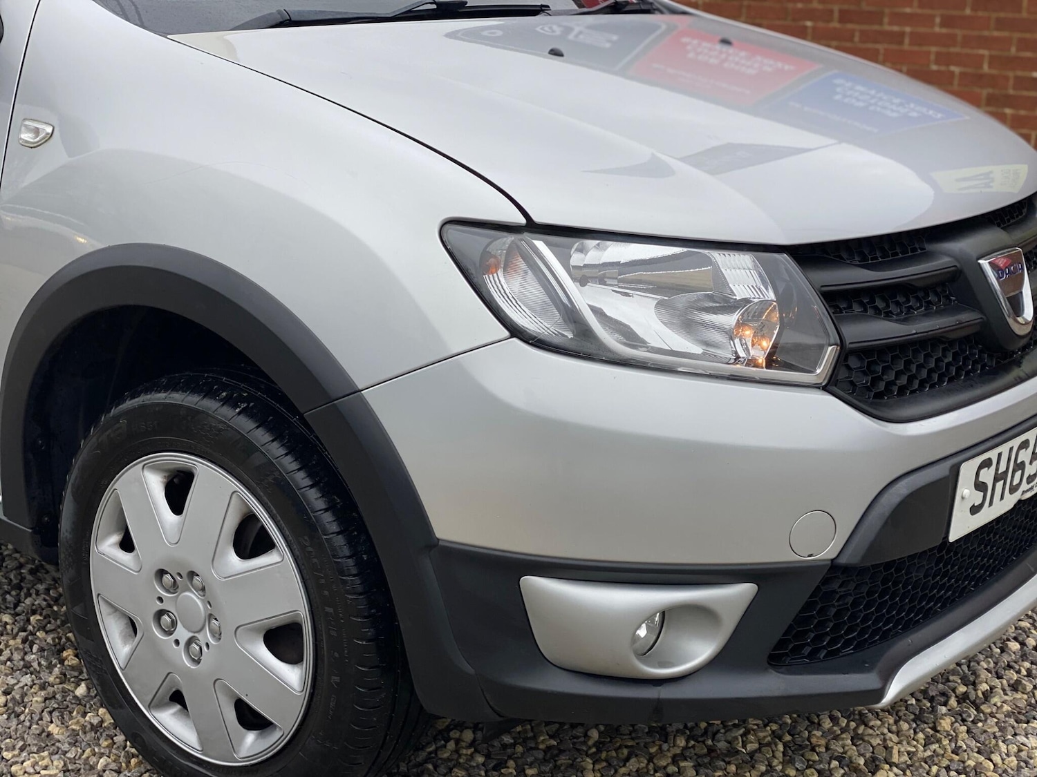 Used Dacia Sandero Stepway 2015 for sale - 77468823: Photo 10