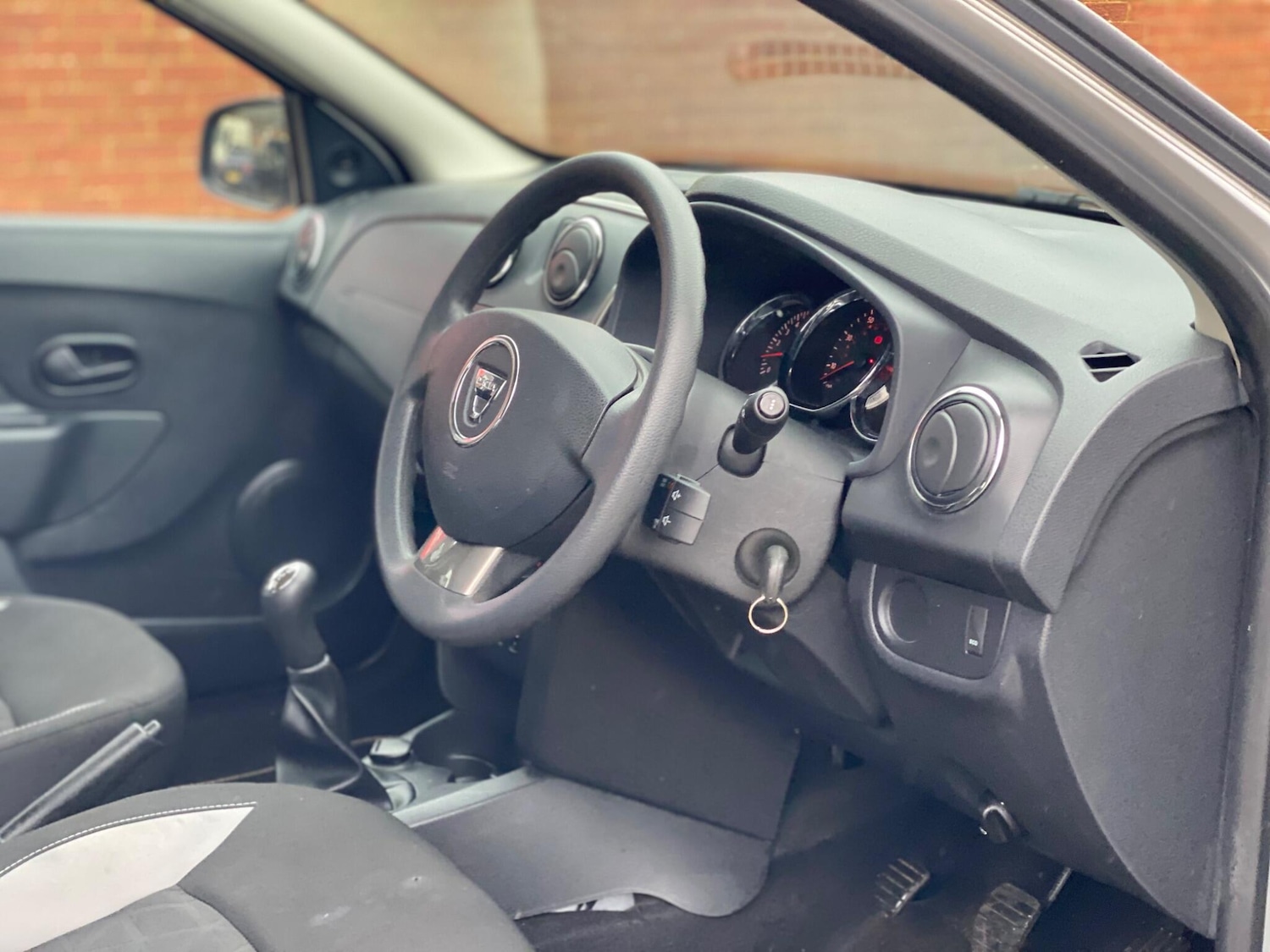 Used Dacia Sandero Stepway 2015 for sale - 77468823: Photo 16