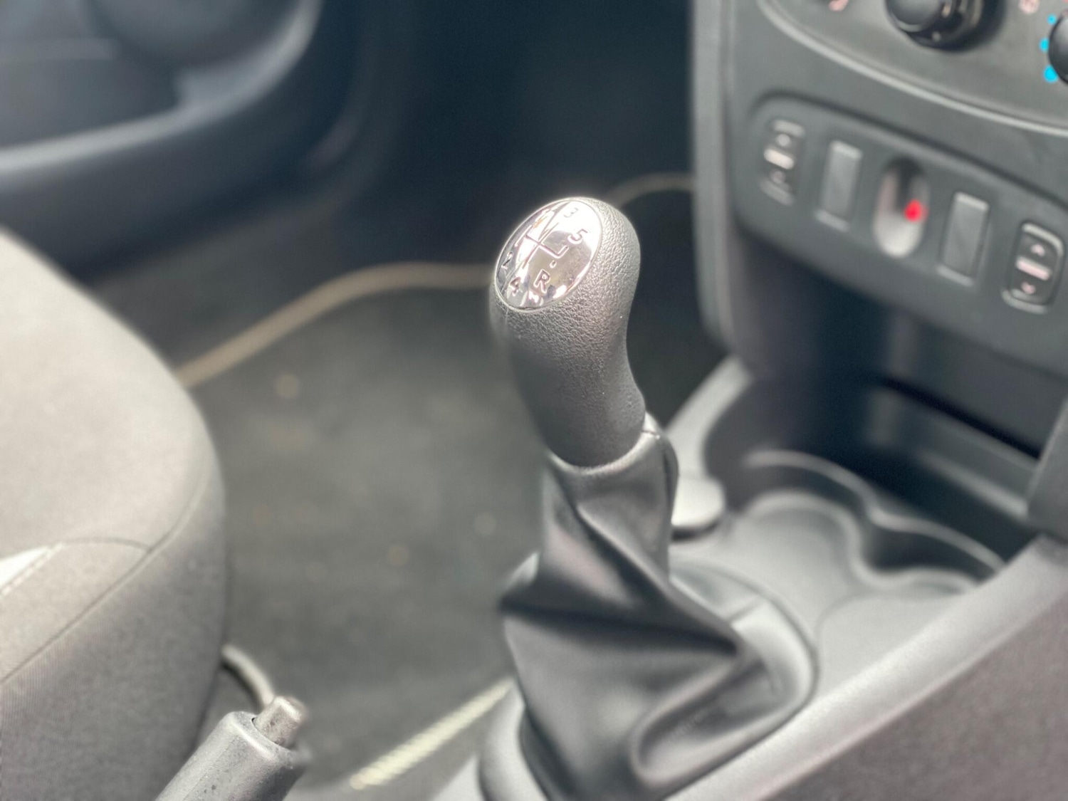 Used Dacia Sandero Stepway 2015 for sale - 77468823: Photo 18