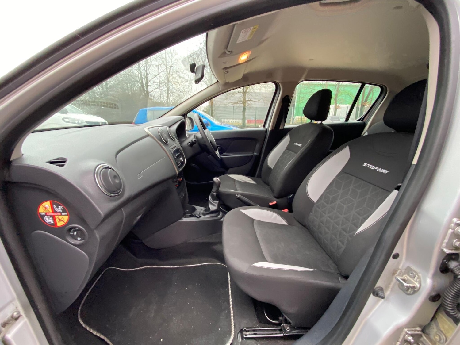 Used Dacia Sandero Stepway 2015 for sale - 77468823: Photo 41