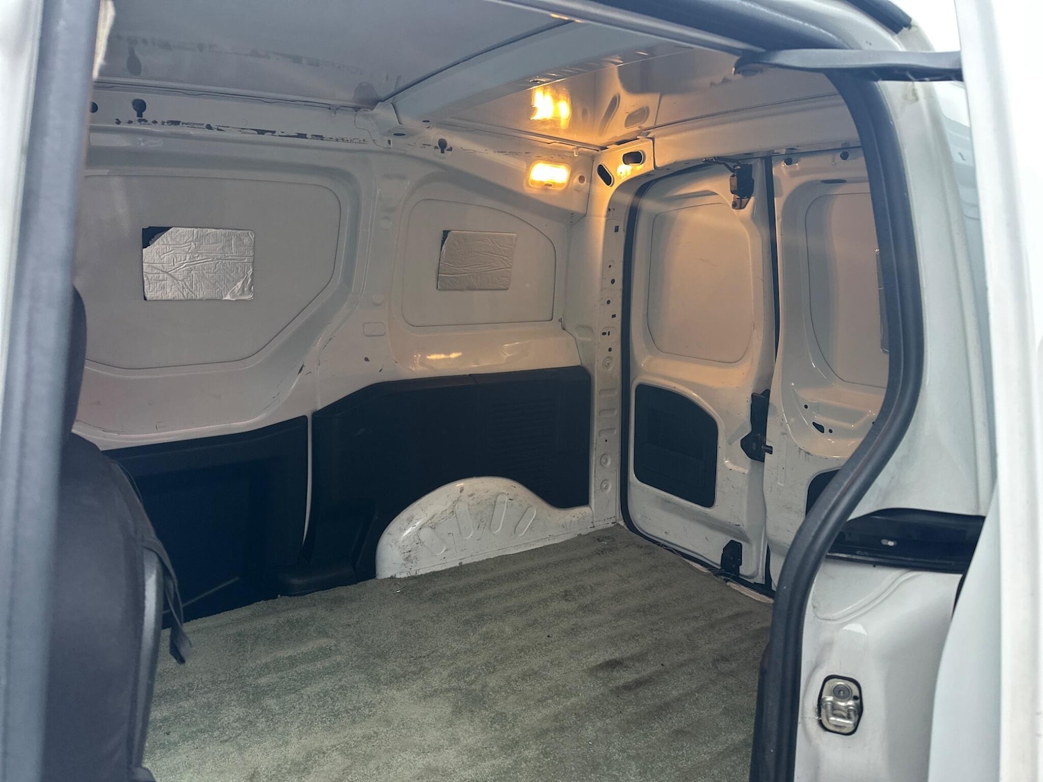 Used Citroen Berlingo 2010 for sale - 77109262: Photo 7