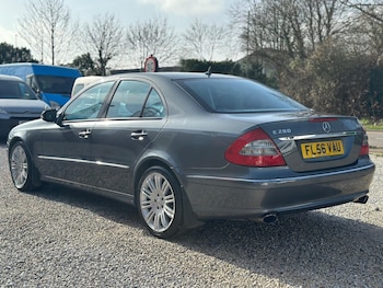 Used Mercedes-Benz E Class 2006 for sale - 77626201: Photo