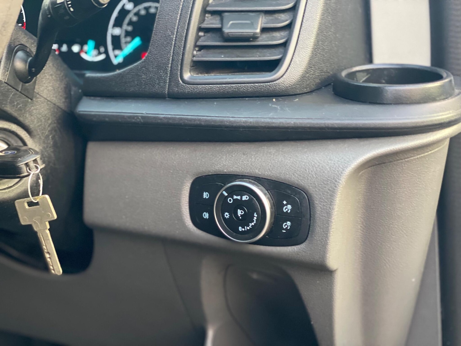 Used Ford Transit Custom 2018 for sale - 76993018: Photo 27