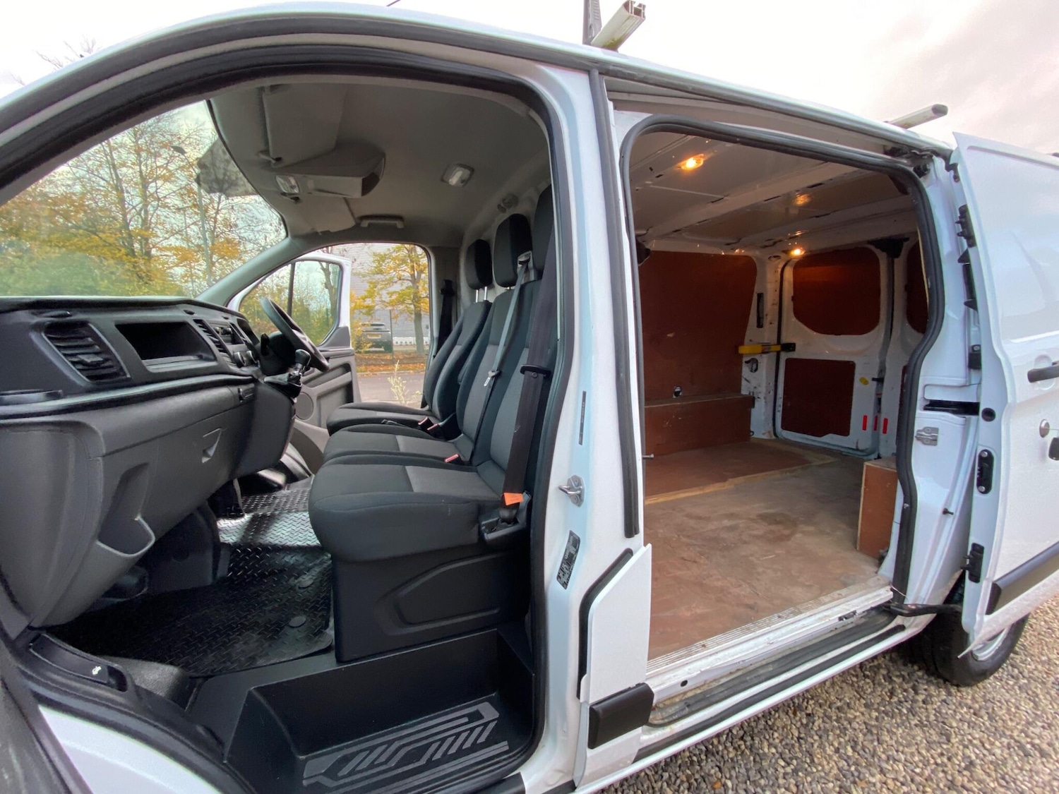 Used Ford Transit Custom 2018 for sale - 76993018: Photo 9