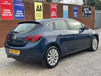 Used Vauxhall Astra 2011 for sale - 77586585: Photo