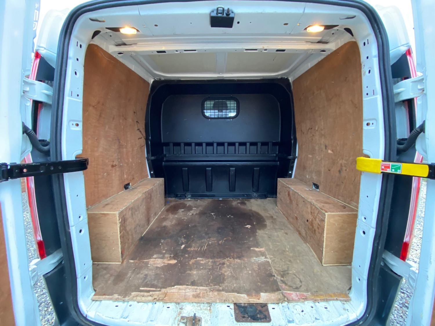 Used Ford Transit Custom 2017 for sale - 76572566: Photo 35