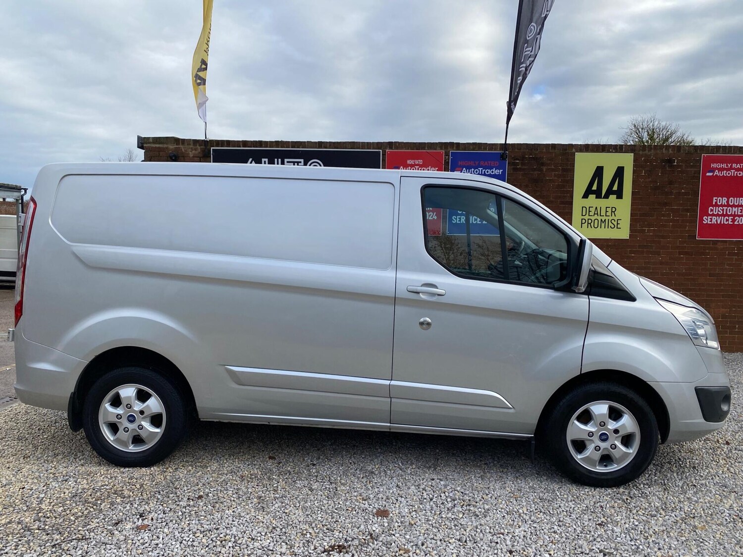 Used Ford Transit Custom 2016 for sale - 76597413: Photo 18