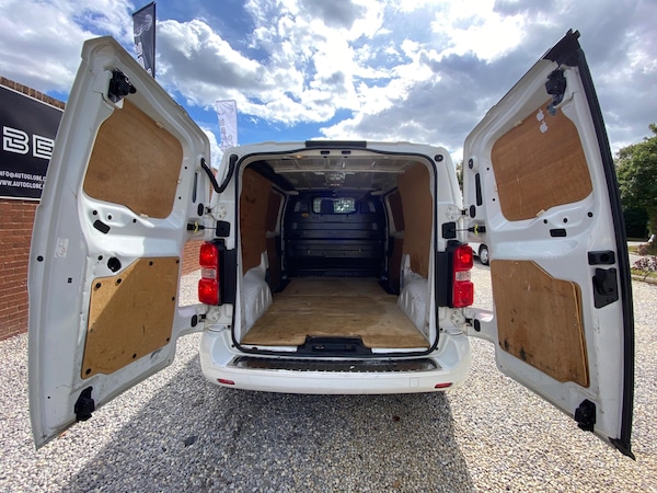 Used Toyota ProAce 2017 for sale - 75809249: Photo 43