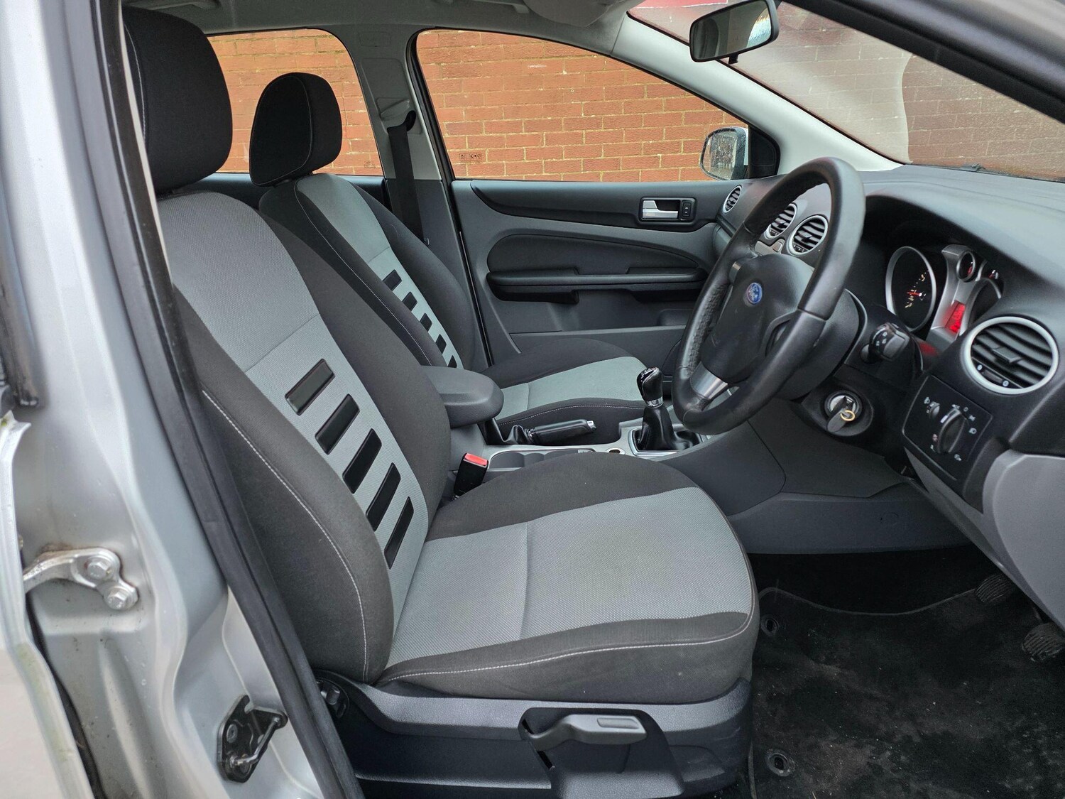 Used Ford Focus 2009 for sale - 77267591: Photo 22