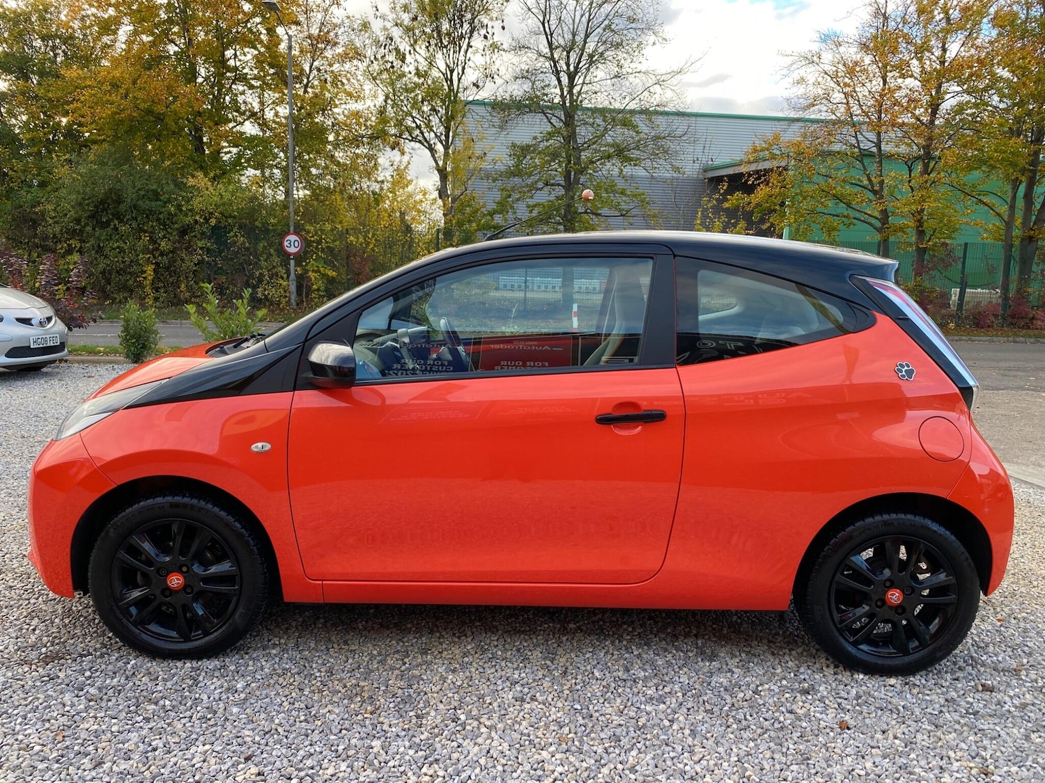 Used Toyota AYGO 2015 for sale - 76992935: Photo 15
