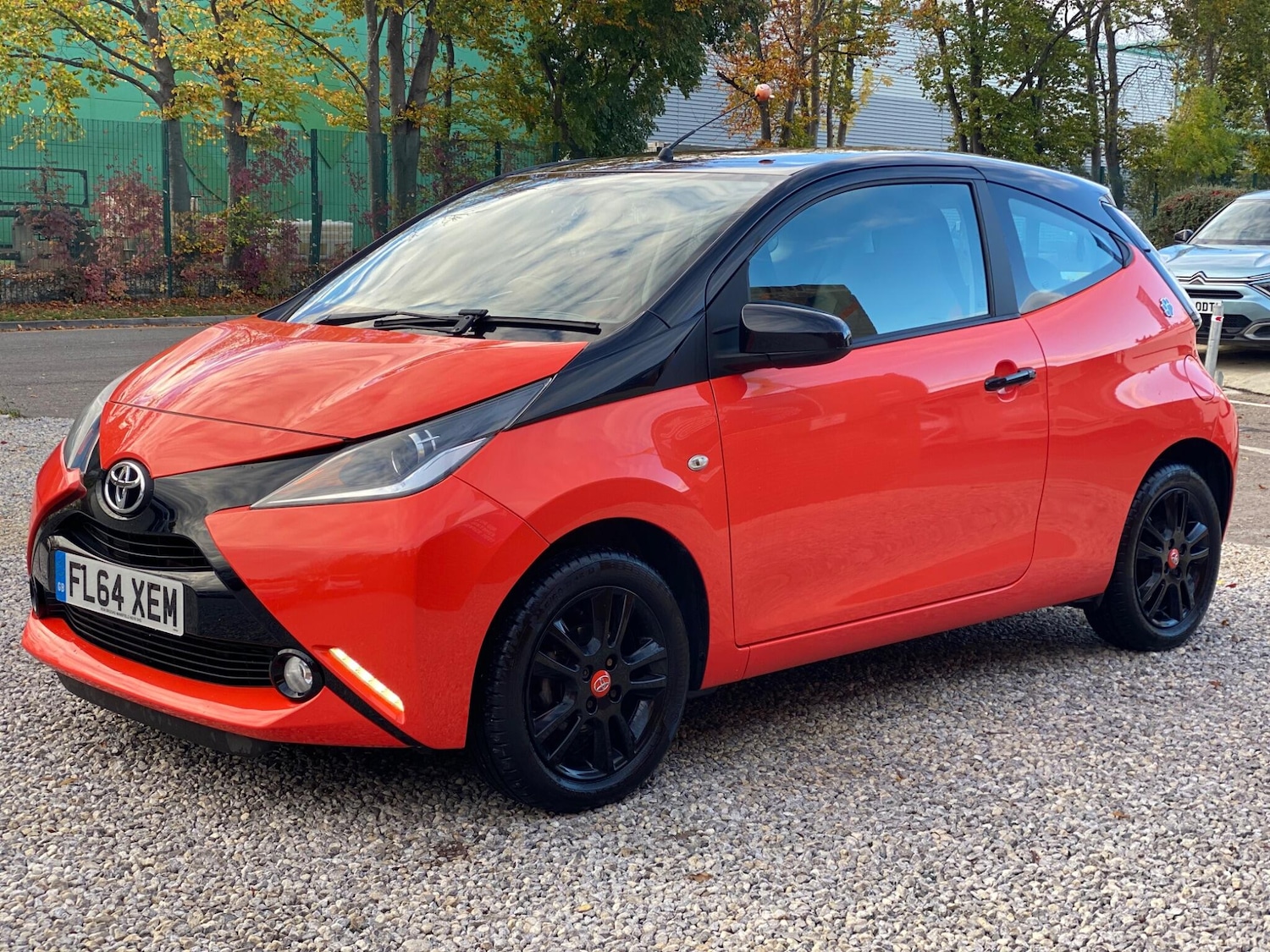 Used Toyota AYGO 2015 for sale - 76992935: Photo 4