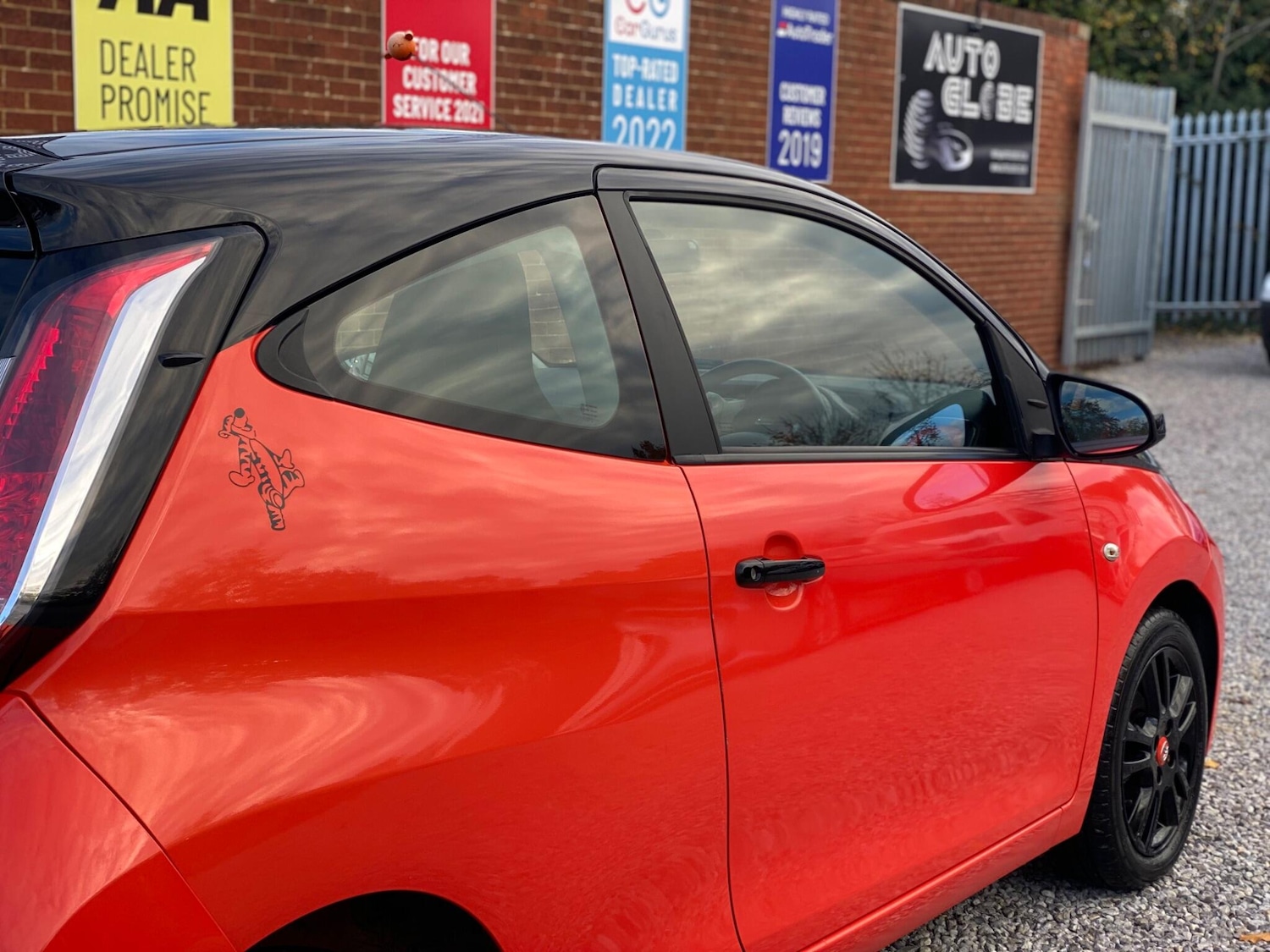 Used Toyota AYGO 2015 for sale - 76992935: Photo 40