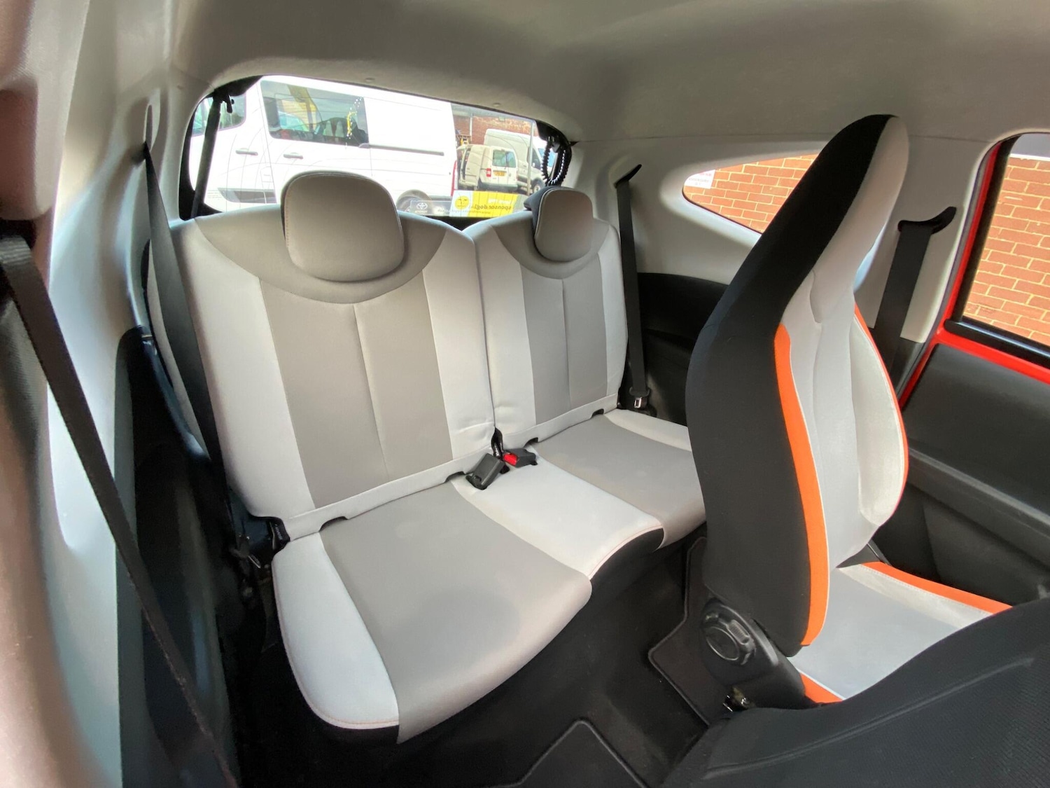 Used Toyota AYGO 2015 for sale - 76992935: Photo 7