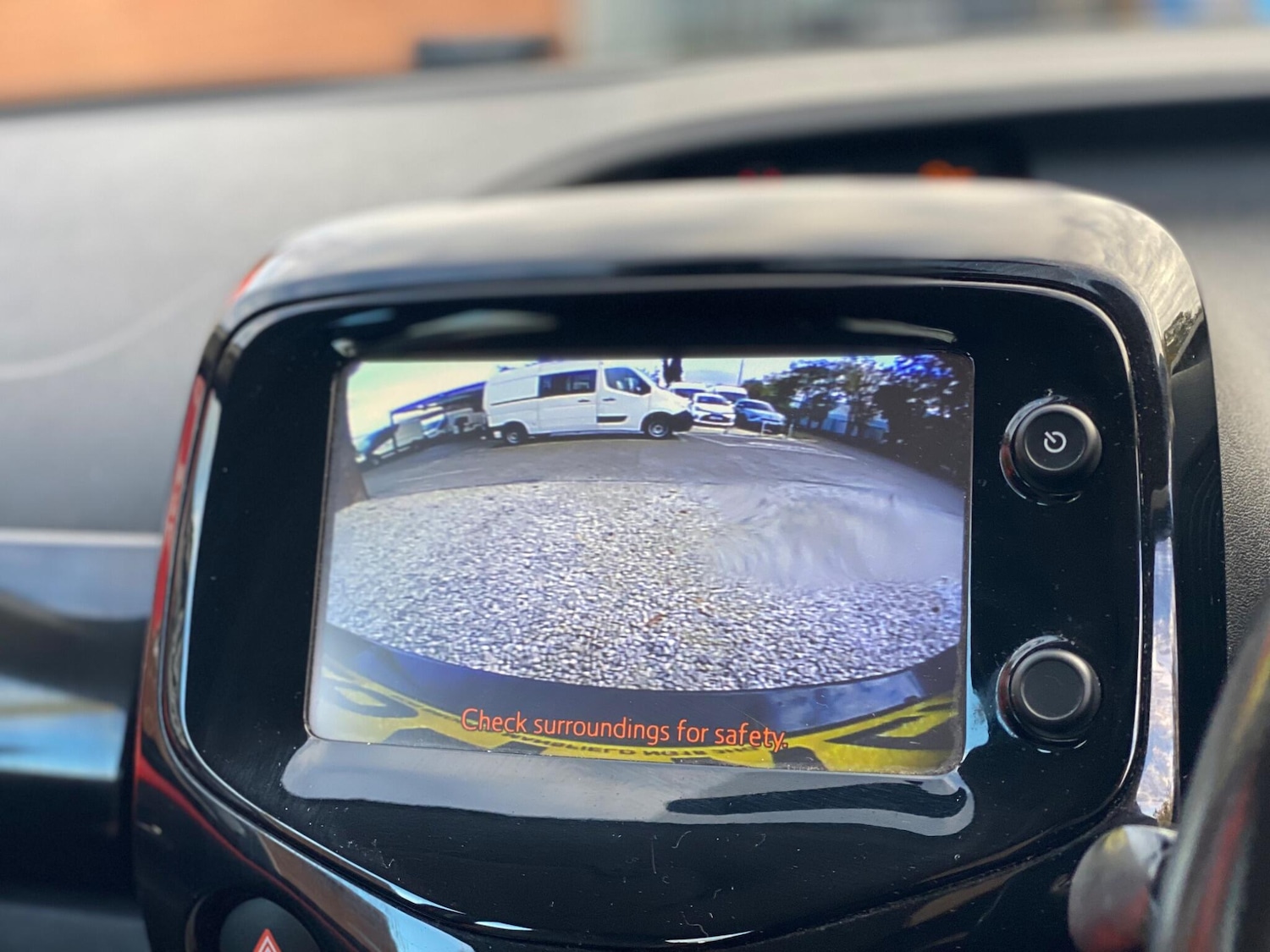 Used Toyota AYGO 2015 for sale - 76992935: Photo 8