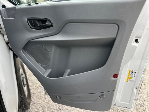 Used Ford Transit 2017 for sale - 75614189: Photo 23