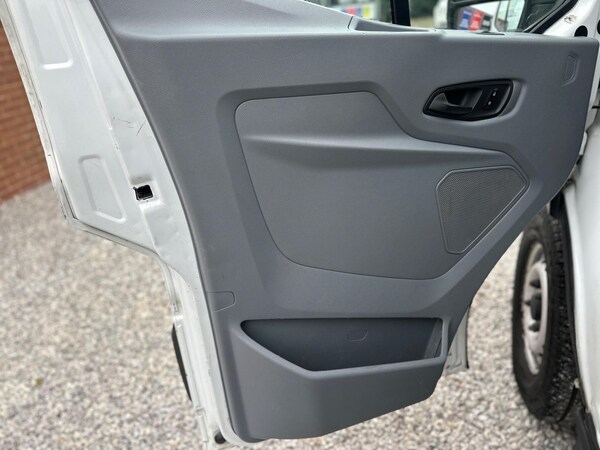 Used Ford Transit 2017 for sale - 75614189: Photo 34