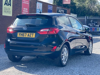 Used Ford Fiesta 2017 for sale - 79441691: Photo