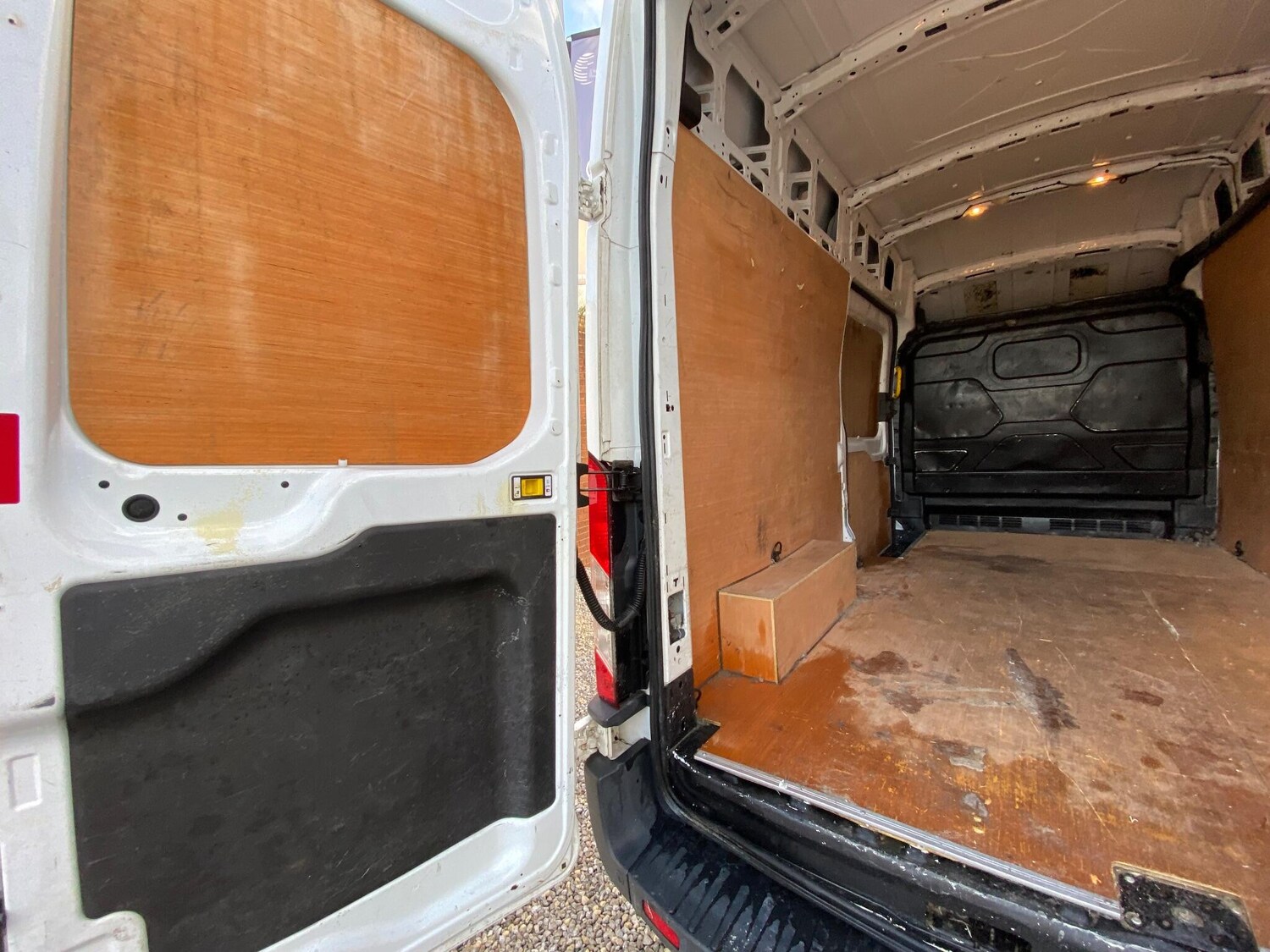 Used Ford Transit 2017 for sale - 77400756: Photo 24