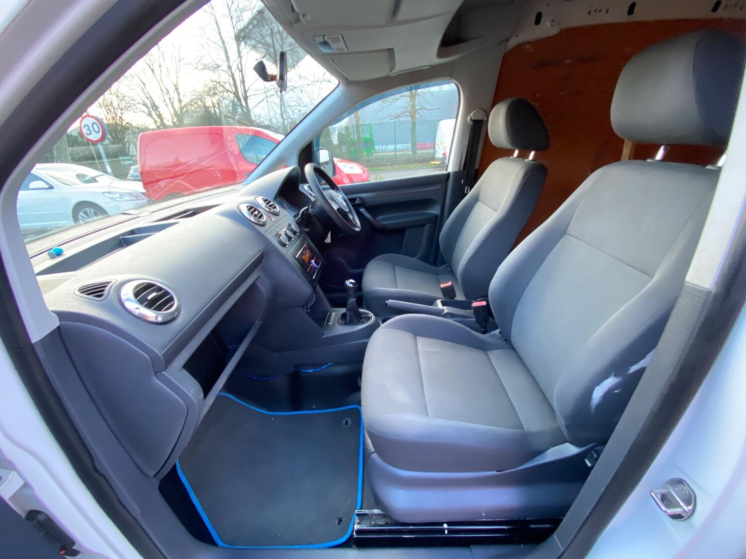 Used Volkswagen Caddy 2015 for sale - 77574007: Photo 21