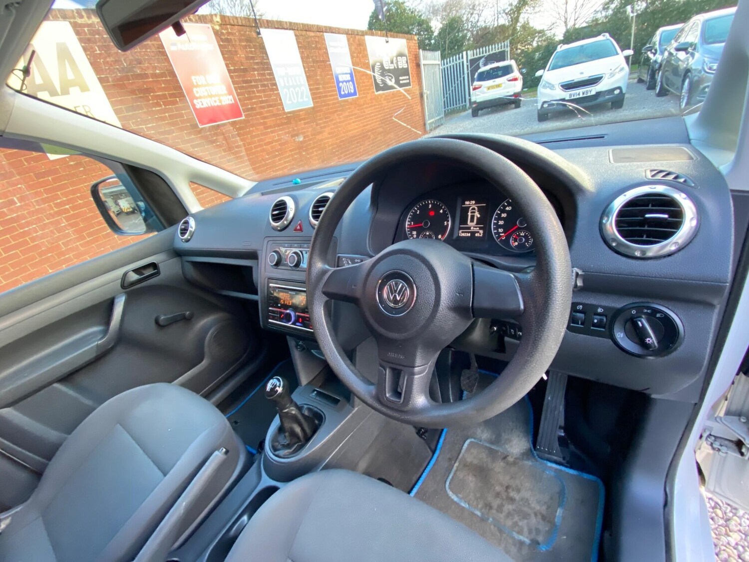 Used Volkswagen Caddy 2015 for sale - 77574007: Photo 8