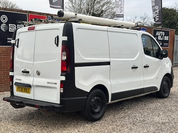 Used Vauxhall Vivaro 2016 for sale - 77016970: Photo