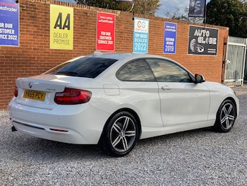 Used BMW 2 Series 2015 for sale - 76992863: Photo