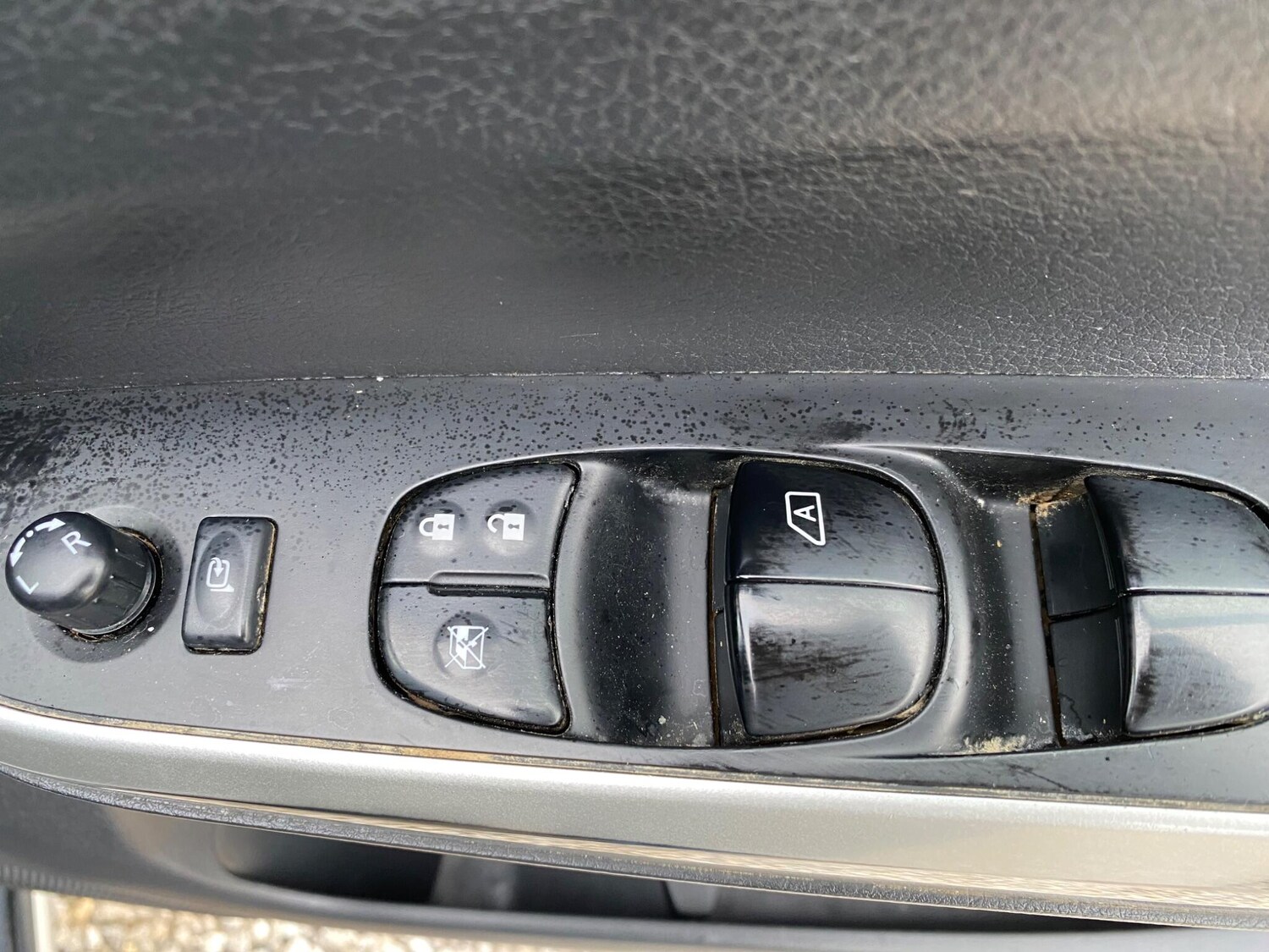 Used Nissan Navara 2018 for sale - 77351778: Photo 32