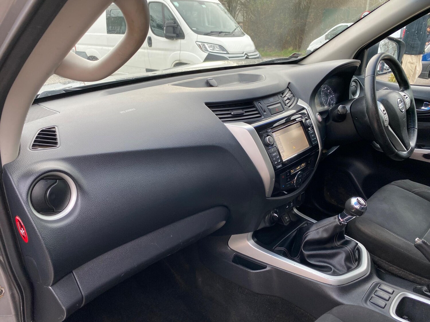 Used Nissan Navara 2018 for sale - 77351778: Photo 50