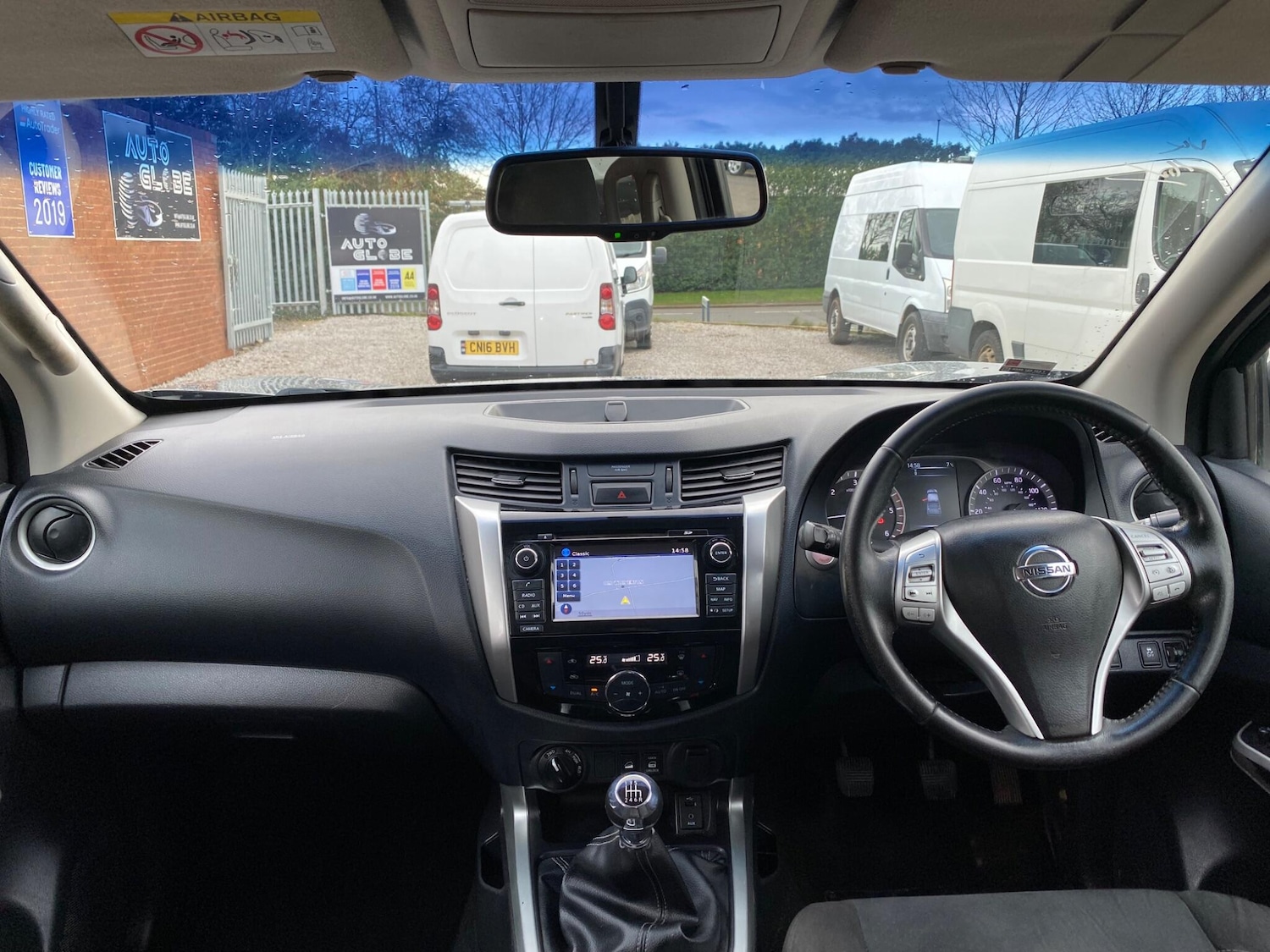 Used Nissan Navara 2018 for sale - 77351778: Photo 8