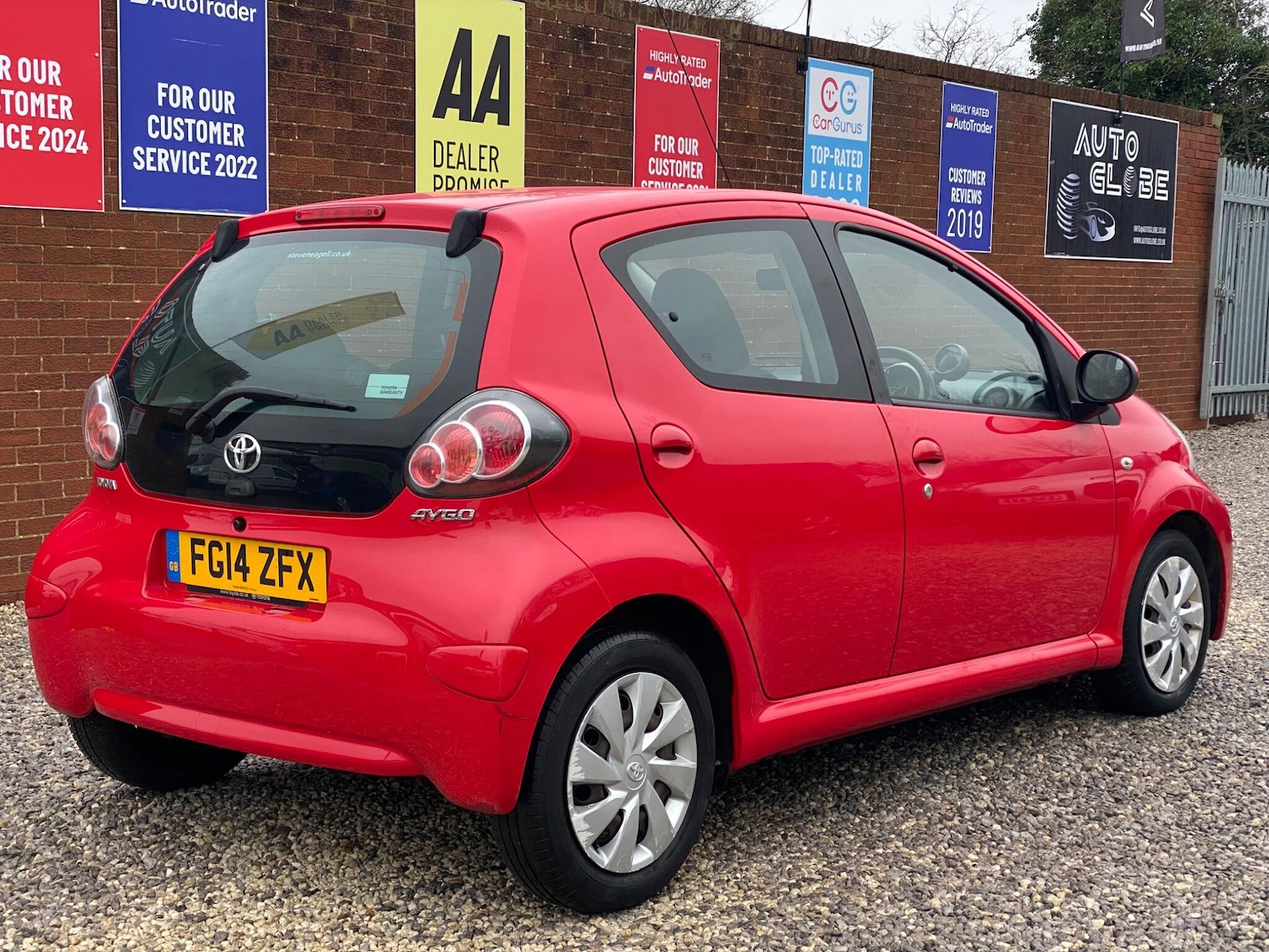 Used Toyota AYGO 2014 for sale - 77925715: Photo 5