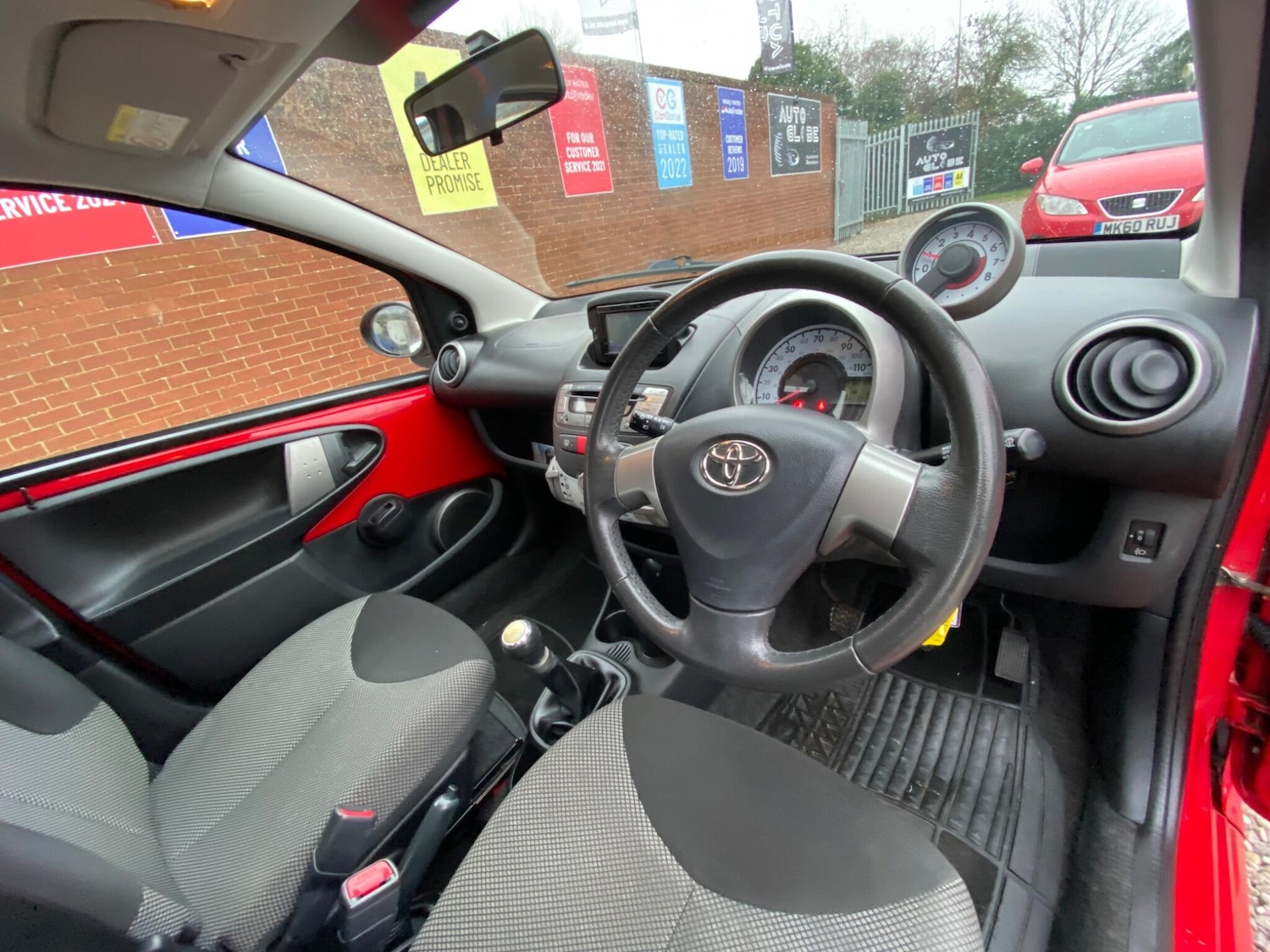 Used Toyota AYGO 2014 for sale - 77925715: Photo 8