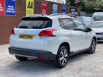 Used Peugeot 2008 2013 for sale - 76990313: Photo