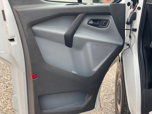 Used Ford Transit Custom 2017 for sale - 76247168: Photo 43