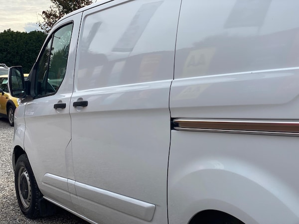 Used Ford Transit Custom 2017 for sale - 76247168: Photo 48